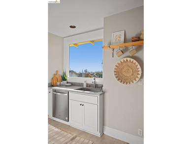 4355 Everett Avenue presents a versatile duplex opportunity in - photo 28