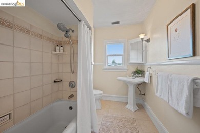 4355 Everett Avenue presents a versatile duplex opportunity in - photo 32
