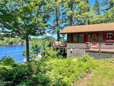 Charming log cottage overlooking Lake George with Lake George - photo 37
