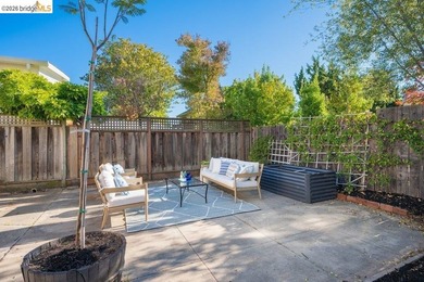 4355 Everett Avenue presents a versatile duplex opportunity in - photo 40