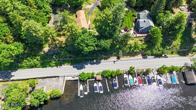 Charming log cottage overlooking Lake George with Lake George - photo 43