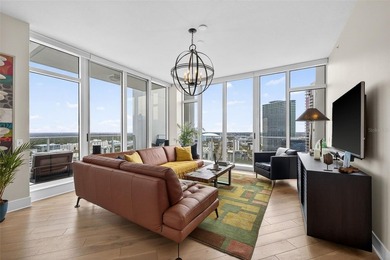 Welcome to Unit 3102, an ultra-rare junior penthouse-one of only - photo 4