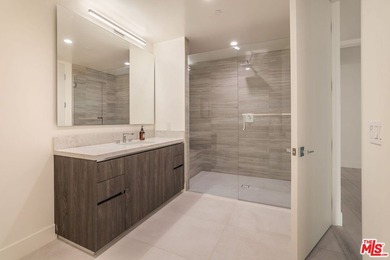 One of the final opportunities to own a three-bedroom residence - photo 25