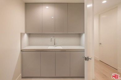 One of the final opportunities to own a three-bedroom residence - photo 32