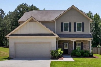 Move-in ready 4 bedroom 2 1/2 bath in Lakeside just in time for - photo 3