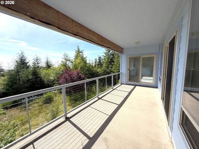 Enjoy peaceful COASTAL LIVING in this custom-built 2006 home - photo 20
