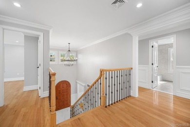 Welcome to an architectural masterpiece set in the heart of - photo 23