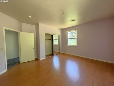 Enjoy peaceful COASTAL LIVING in this custom-built 2006 home - photo 27