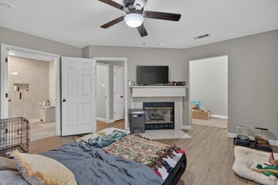 Beautiful & Super Clean 3 Bedroom, 3 1/2 Bath home on 1.46 - photo 35