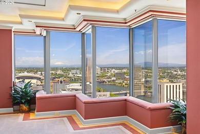Perched high above the city in Portland's iconic Fountain Plaza - photo 5