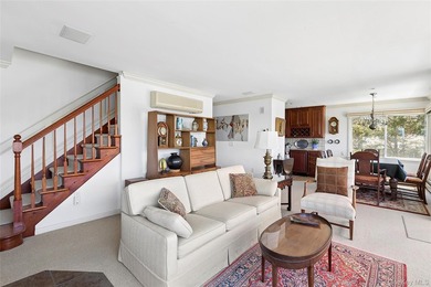 3 Bedroom Sag Harbor Waterfront w/ Dock & Panoramic Bay Views - photo 9