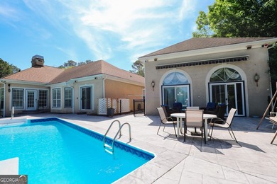 Why vacation when you can live like you're on vacation every - photo 41