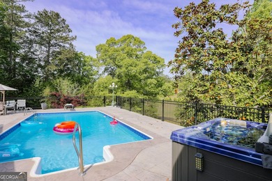 Why vacation when you can live like you're on vacation every - photo 42