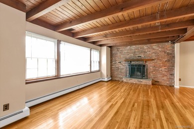 Welcome Home To 21 Beech Place. Colonial Residence On A Quiet - photo 2