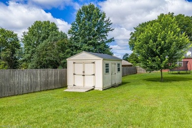 Beautiful & Super Clean 3 Bedroom, 3 1/2 Bath home on 1.46 - photo 45