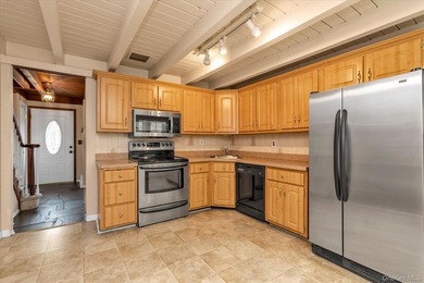 Welcome Home To 21 Beech Place. Colonial Residence On A Quiet - photo 9