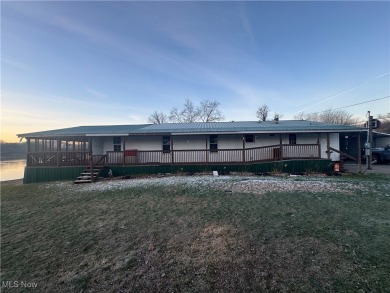 Lake Home Sale Pending in Wellsville, Ohio