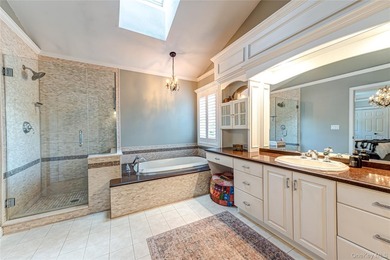 Move right into this spectacular 4 BR, 2.5 BA colonial in the - photo 18