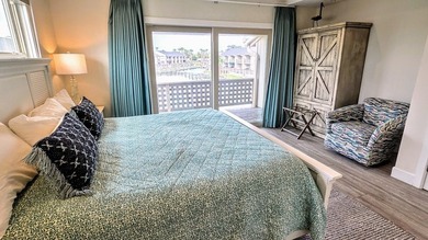 Welcome to coastal living at its finest in this beautifully - photo 21