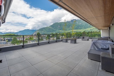 DISCOVER DOWNTOWN SQUAMISH LIVING!! This centrally located, West - photo 21