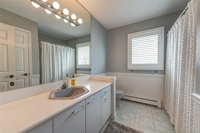 Move right into this spectacular 4 BR, 2.5 BA colonial in the - photo 21