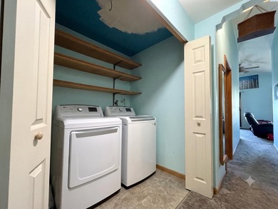 MLS# 294616 Welcome to this inviting 3-bedroom, 2-bath home in - photo 6