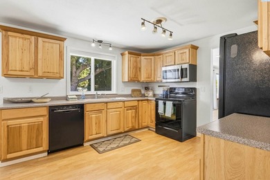 MLS# 294620 Just steps from the Columbia River and walking - photo 8