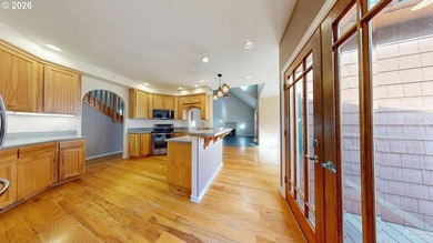 Coastal, Beautifully designed and immaculately maintained 3287 - photo 11