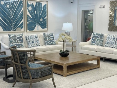 Lakefront living with a lock and go lifestyle of luxury and - photo 14