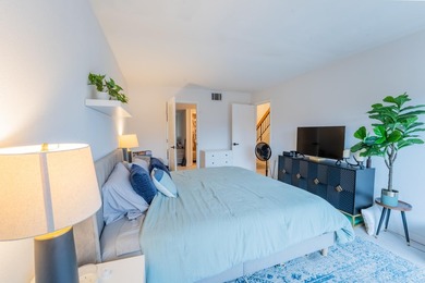 Updated Villa with Loft & Peaceful Pond Views Beautifully - photo 16