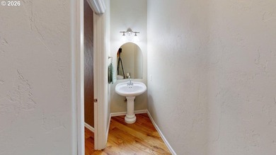 Coastal, Beautifully designed and immaculately maintained 3287 - photo 16