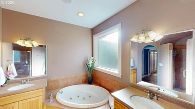 Coastal, Beautifully designed and immaculately maintained 3287 - photo 25