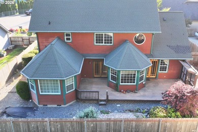 Coastal, Beautifully designed and immaculately maintained 3287 - photo 36