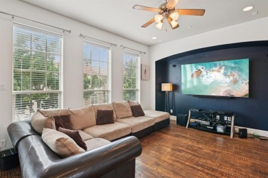 Lake Condo For Sale in Irving, Texas