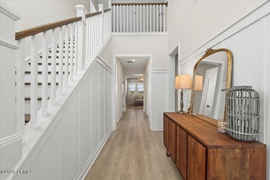 Luxury marsh front living, newer construction, deep water - photo 3