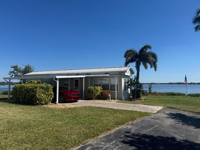 Manatee River Home For Sale in Ellenton Florida