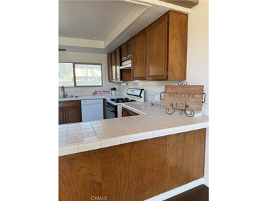 Nicely Gated Community in the heart of Santa Ana. Yes, this - photo 2