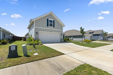 Welcome to a home where timeless elegance, elevated - photo 3