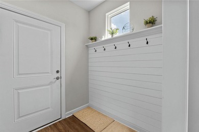 Excellent value for this immaculate home located in desirable - photo 34