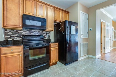 Charming 2-Story Townhouse WITH A NEW ROOF! This lovely - photo 15