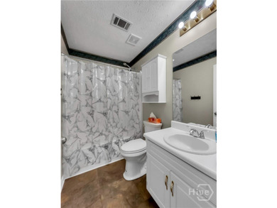 Offering the comfort of easy one-level living, this inviting - photo 21