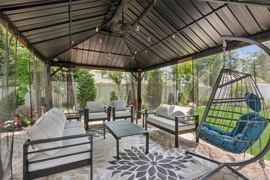 Welcome to this beautifully renovated 3-bedroom, 3-bath Colonial - photo 23