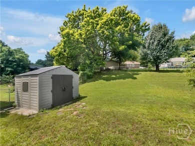 Offering the comfort of easy one-level living, this inviting - photo 26