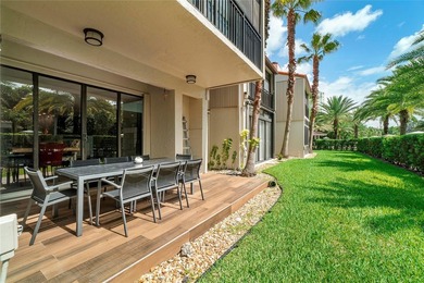 A recently remodeled 3-bed, 3.5-bath townhome w/2-car garage - photo 26