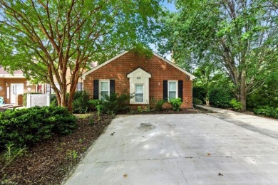Lake Townhome/Townhouse For Sale in Virginia Beach, Virginia