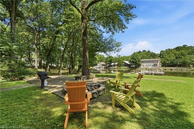 Tucked away along the shoreline of Lake Hamilton in a peaceful - photo 38