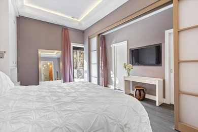 This full floor, luxury Bucktown home is truly one of a kind