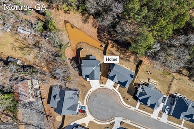 New construction farmhouse walking distance (or take your golf - photo 4