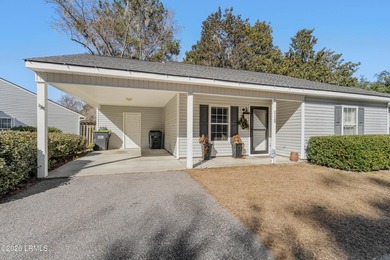 Welcome to easy, single-story living in the heart of Mossy Oaks - photo 3
