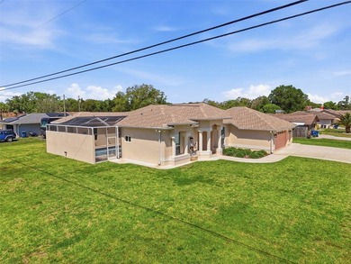 JUST REDUCED!!!This custom-built single-family residence - photo 45